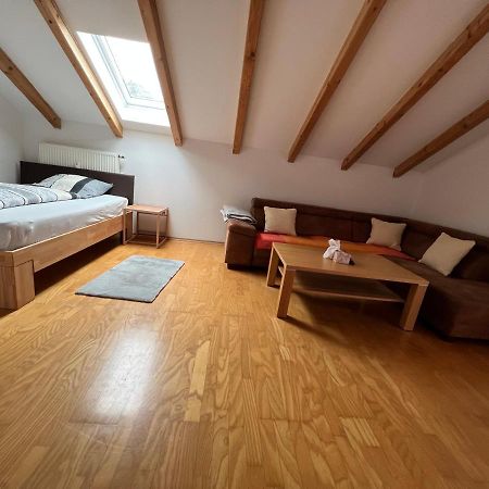 D&R Appartement Bei Rosenheim Zewnętrze zdjęcie